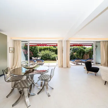 Appartement Sublime Rez De Jardin Rénové Proche Croisette Cannes